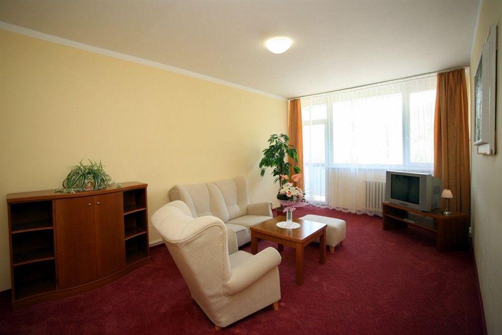 Hotel Behounek Jachymov Εξωτερικό φωτογραφία